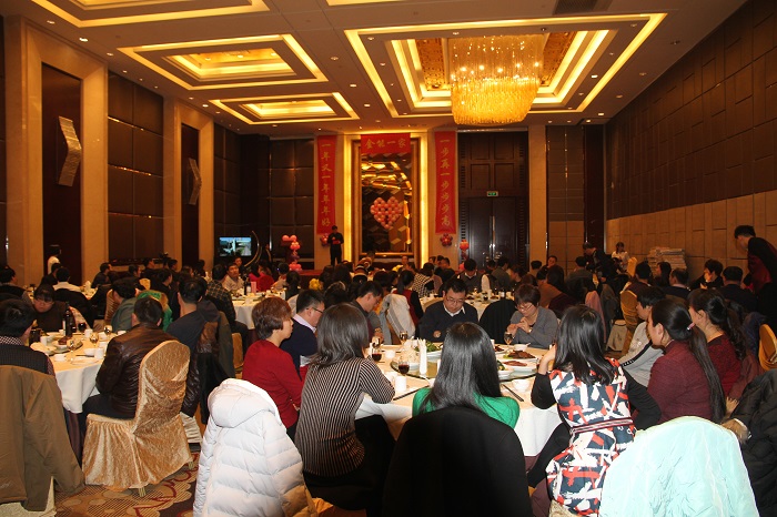 2017年1月24日中高層家屬聚餐 085.jpg